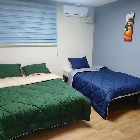 29 Play House Hotel Incshon Kültér fotó