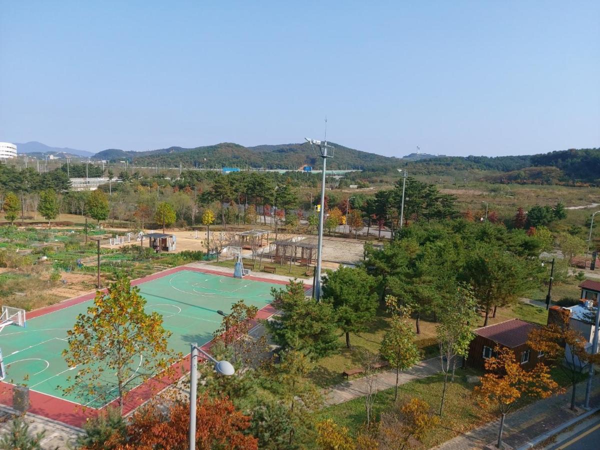 29 Play House Hotel Incshon Kültér fotó