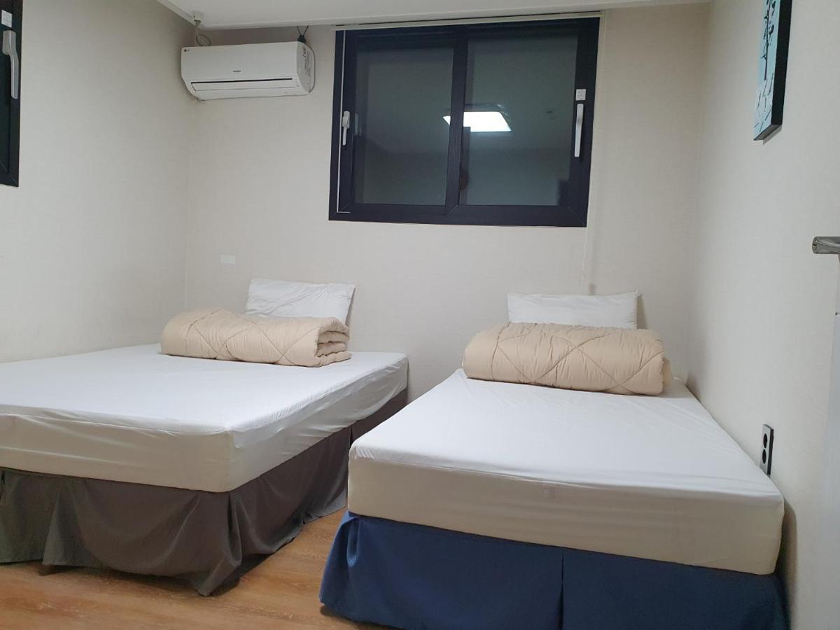 29 Play House Hotel Incshon Kültér fotó
