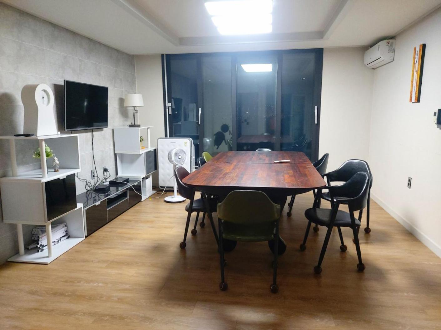 29 Play House Hotel Incshon Kültér fotó