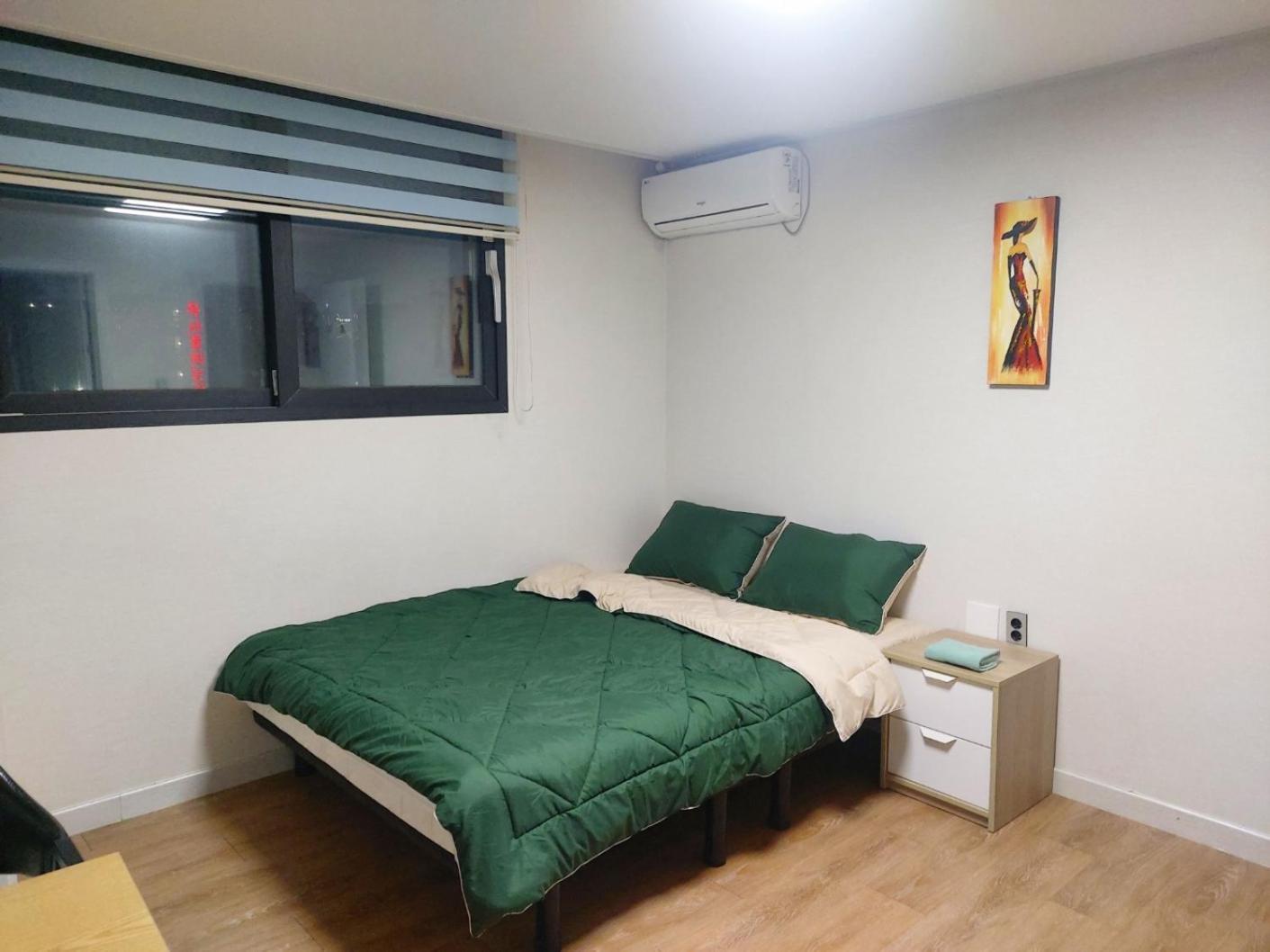29 Play House Hotel Incshon Kültér fotó