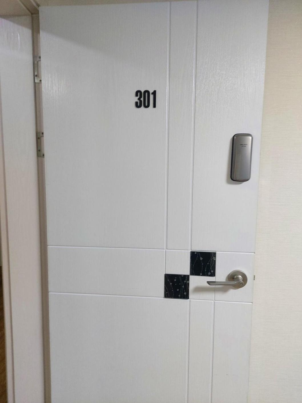 29 Play House Hotel Incshon Kültér fotó